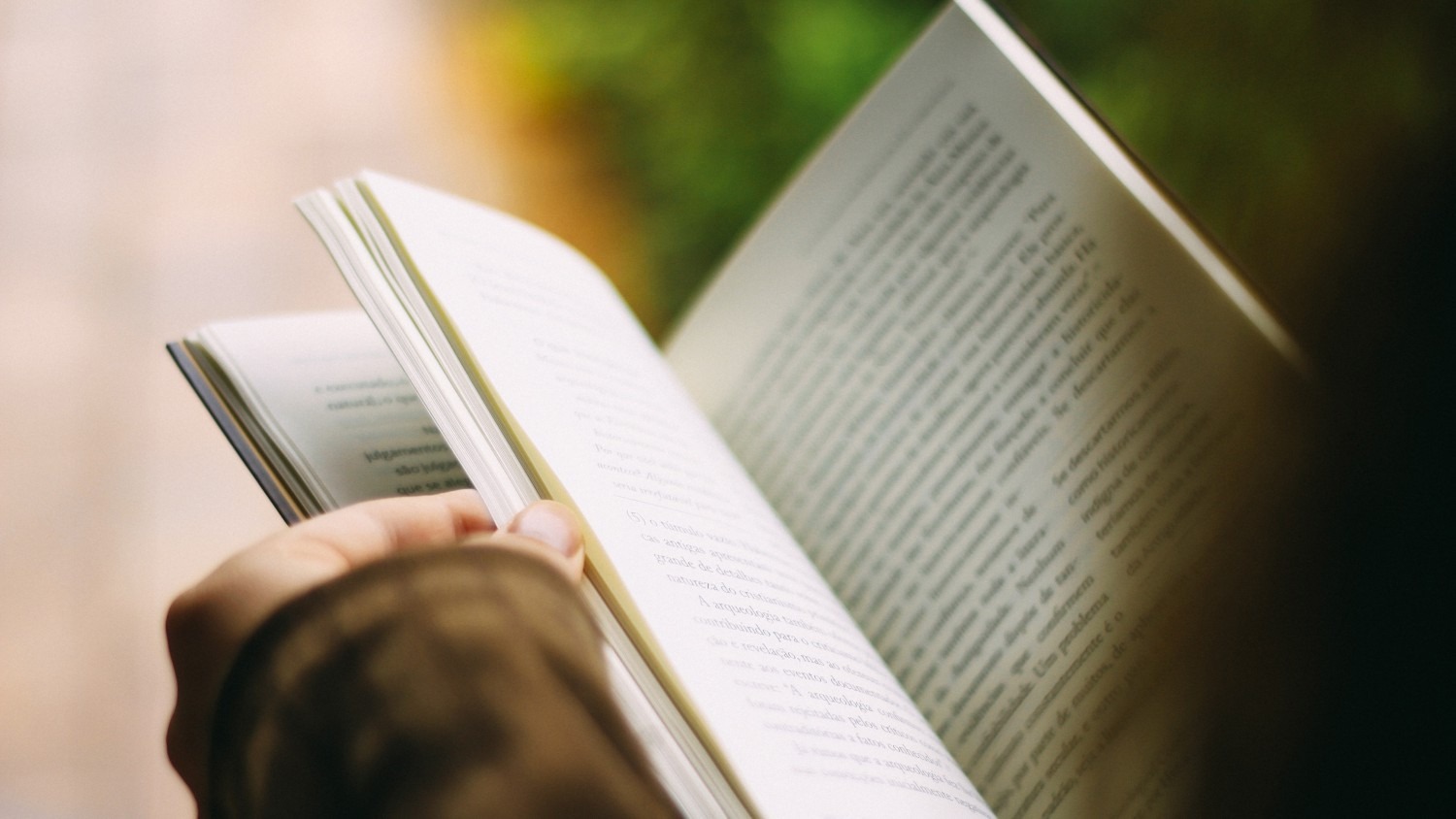 Projektförderung: Wettbewerb “Eine Uni – ein Buch”
